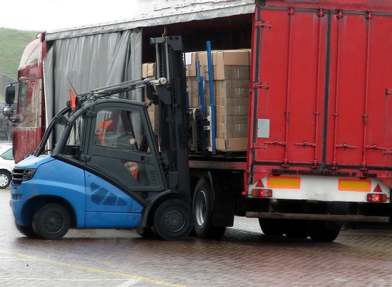 loading truck with forklift