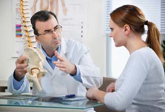 chiropractors image